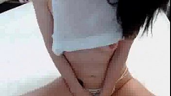 Hot sweetycatherine playing on web sex