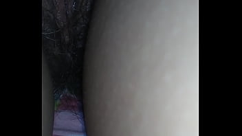 Toda excitada e amarrada