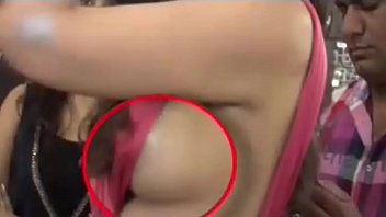 Bath Couple Sensual Full Boob Show thumbnail