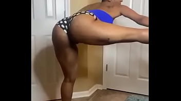 M i tai ass shaking 1 M i tai ass shaking 1