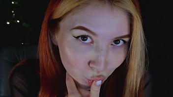 Look how i suck my thumb