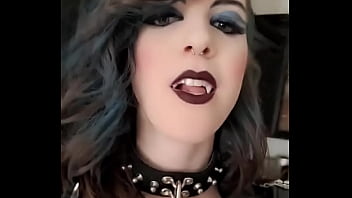 Here's The Fit I Wore For My Recent Vampire Shoot thumbnail