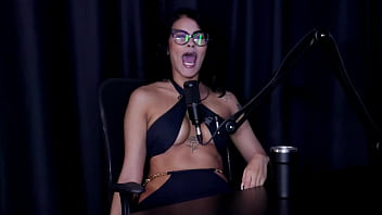 Prefere pau que a faz gozar grava com a elisa sanchez o jeito de chupar a buceta e sobre ter que falar sobre um filho bia hot preliminares podcast watch sheer red