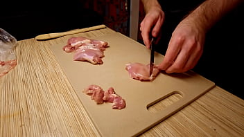 Naked Guy With An Anal Plug In His Ass Cooks And Jerks Off To Food thumbnail