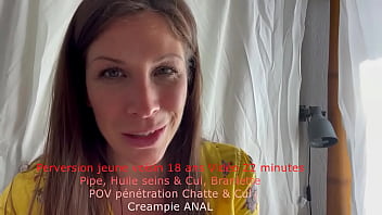 Je suis une milf éducative ici c'est un pure pov de 22 minutes de pure baise