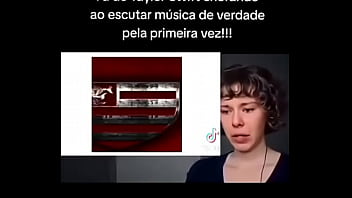 Hino nacional do flamengo fã da taylor swift chorando escutando musica de vdd