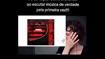 Hino nacional do flamengo fã da taylor swift chorando escutando musica de vdd Hino nacional do flamengo fã da taylor swift chorando escutando musica de vdd