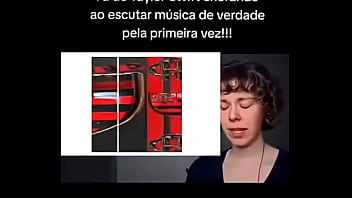 Hino nacional do flamengo fã da taylor swift chorando escutando musica de vdd