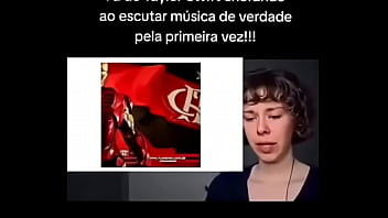 Hino nacional do flamengo fã da taylor swift chorando escutando musica de vdd Hino nacional do flamengo fã da taylor swift chorando escutando musica de vdd