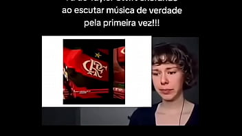 Hino nacional do flamengo fã da taylor swift chorando escutando musica de vdd