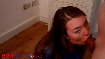 Teen Nurse Shows Off Her Oral Skills thumbnail