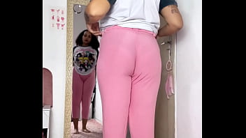 Chubby girl morning routine full of farts while getting ready Chubby girl morning routine full of farts while getting ready