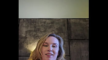 College girl alice klay use her feet to make me cum