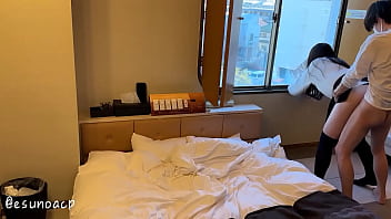 窓の前で 人に見られるのが好きな陰キャ女子って需要はありますか