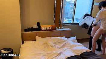 窓の前で 人に見られるのが好きな陰キャ女子って需要はありますか