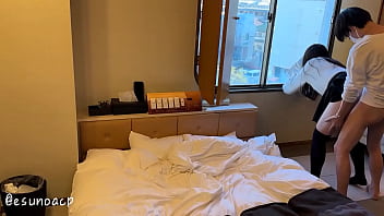 窓の前で 人に見られるのが好きな陰キャ女子って需要はありますか