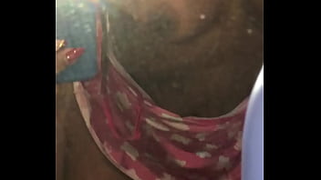 Gostosinha levando na chota escondido