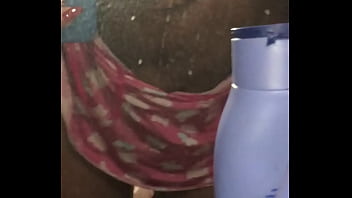 Gostosinha levando na chota escondido