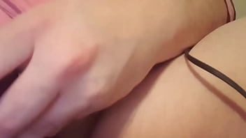 White amateur playing with her pussy with a toy