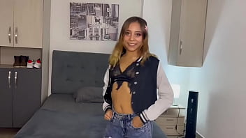 Cute new model coming for a cum facial