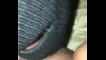 Red gets her pum pum lick