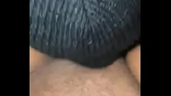 Red gets her pum pum lick