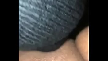 Red gets her pum pum lick