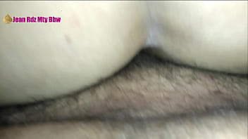 Oso termina dentro de mi vagina