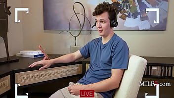 Stepmom ivy finally caves & streams sextape with stepson