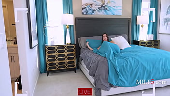 Stepmom ivy finally caves & streams sextape with stepson Stepmom ivy finally caves & streams sextape with stepson