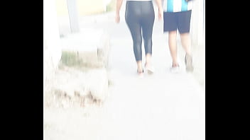 Paola con tanga y su novio no sabe que la deje con mi leche en la boca Paola con tanga y su novio no sabe que la deje con mi leche en la boca