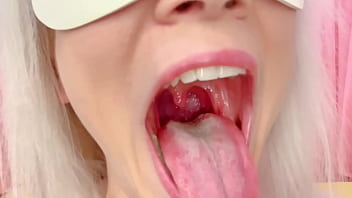 Mia's mimi whipped cream breakfast