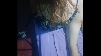 Ella me consiente con un masaje íntimo