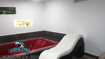 Mi mejor amiga me da dinero por follarme un extranjero sin condon en medellin colombia Mi mejor amiga me da dinero por follarme un extranjero sin condon en medellin colombia