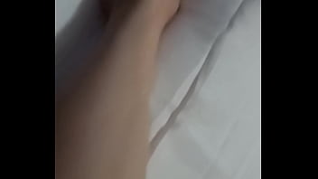 Mi siniora anda muy caliente