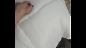 Mi siniora anda muy caliente