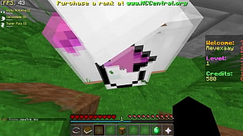 Fudendo selvagemente no mato do mccentral