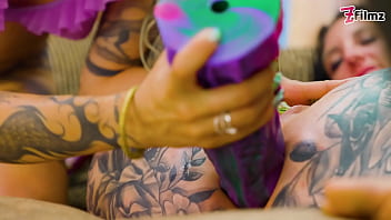 Lesbian orgy – anal & squirt – tattooed girls fucking each other’s holes and licking pussy – atm gapes squirting