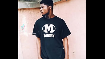 Only friend mi need oooh never try to get them mad for me because they my heart oooh