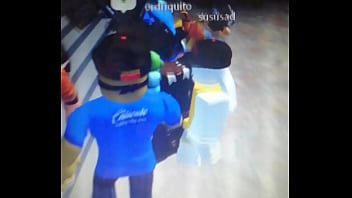 Roblox gimiendo
