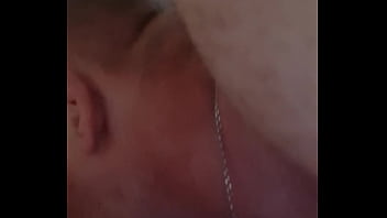 Сучка кончает