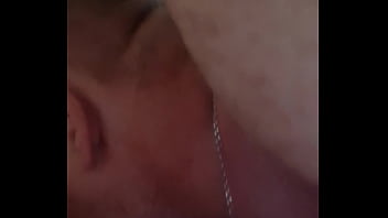 Сучка кончает