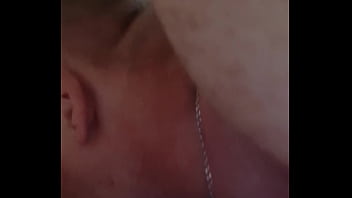 Сучка кончает