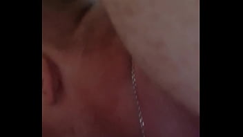 Сучка кончает