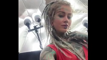 How do you like my red dress ️what’s your go to outfit for feeling confident #reddress #feel #confidenceinred