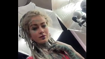 How do you like my red dress ️what’s your go to outfit for feeling confident #reddress #feel #confidenceinred