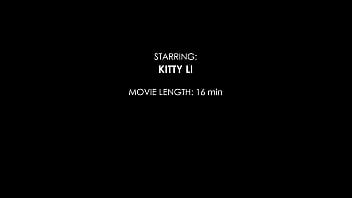 Kitty li testing the handmade dolphin size l with additional anal fisting ah093 Kitty li testing the handmade dolphin size l with additional anal fisting ah093