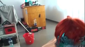 Horny cutie tuende moans as a huge pole bangs her wet pussy