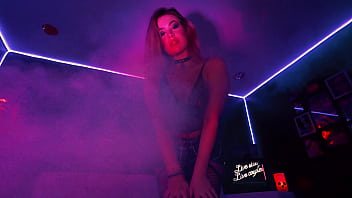 Badass girlfriend ashley alexander sucks dick for a facial