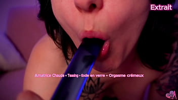 Petit extrait de ma nouvelle vidéo amateur elle arrive à 19h dans mon